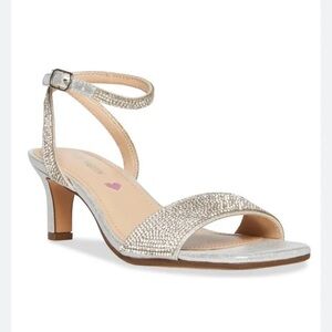 STEVE MADDEN SILVER AND RHINESTONES JSKYLA HEEL - SIZE 7